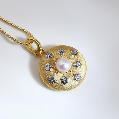 Gold Matt Pearl & Star Pendant Necklace - Vintage & Versatile